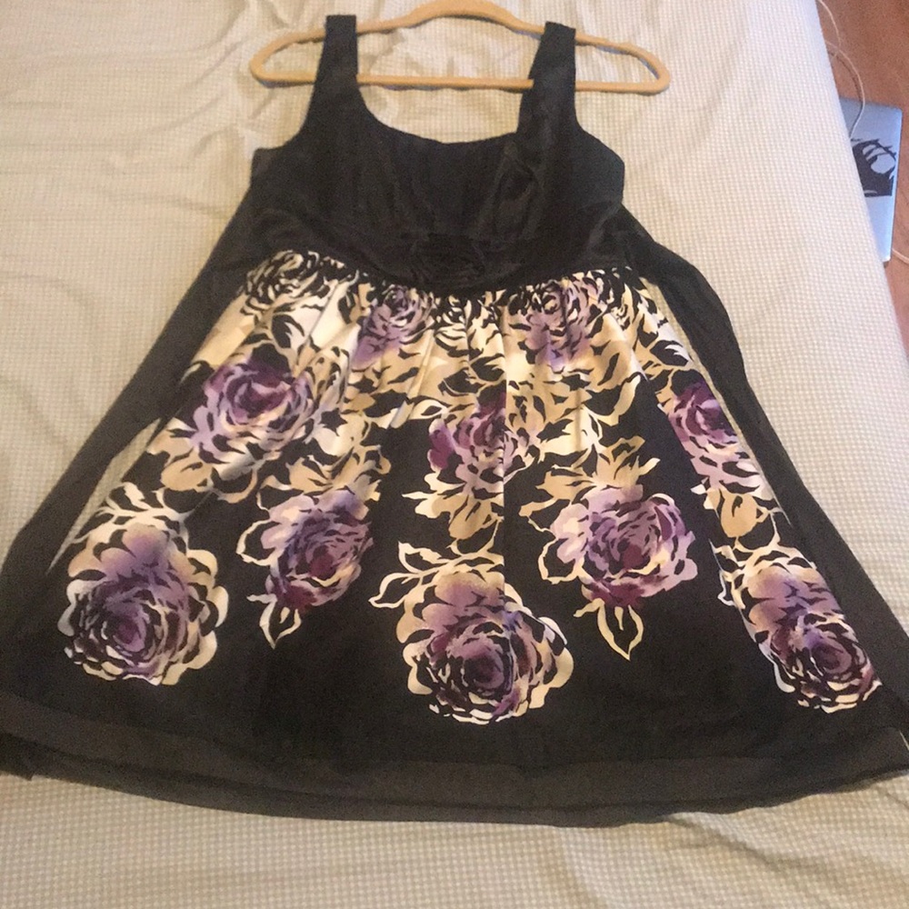 Cupcake dress. (Tulle lining)